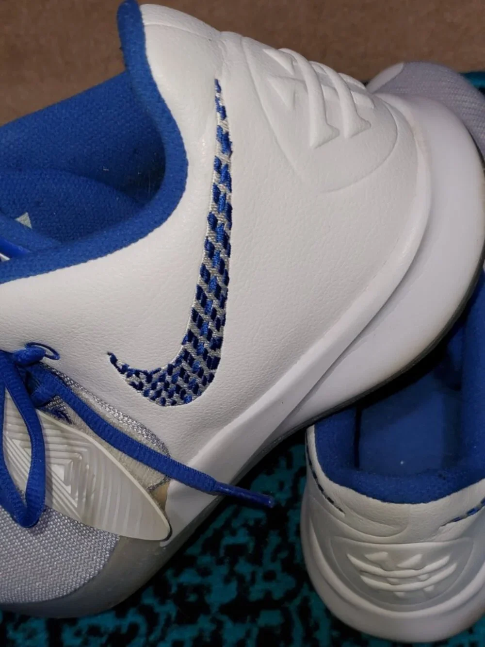 Nike preowned kyrie